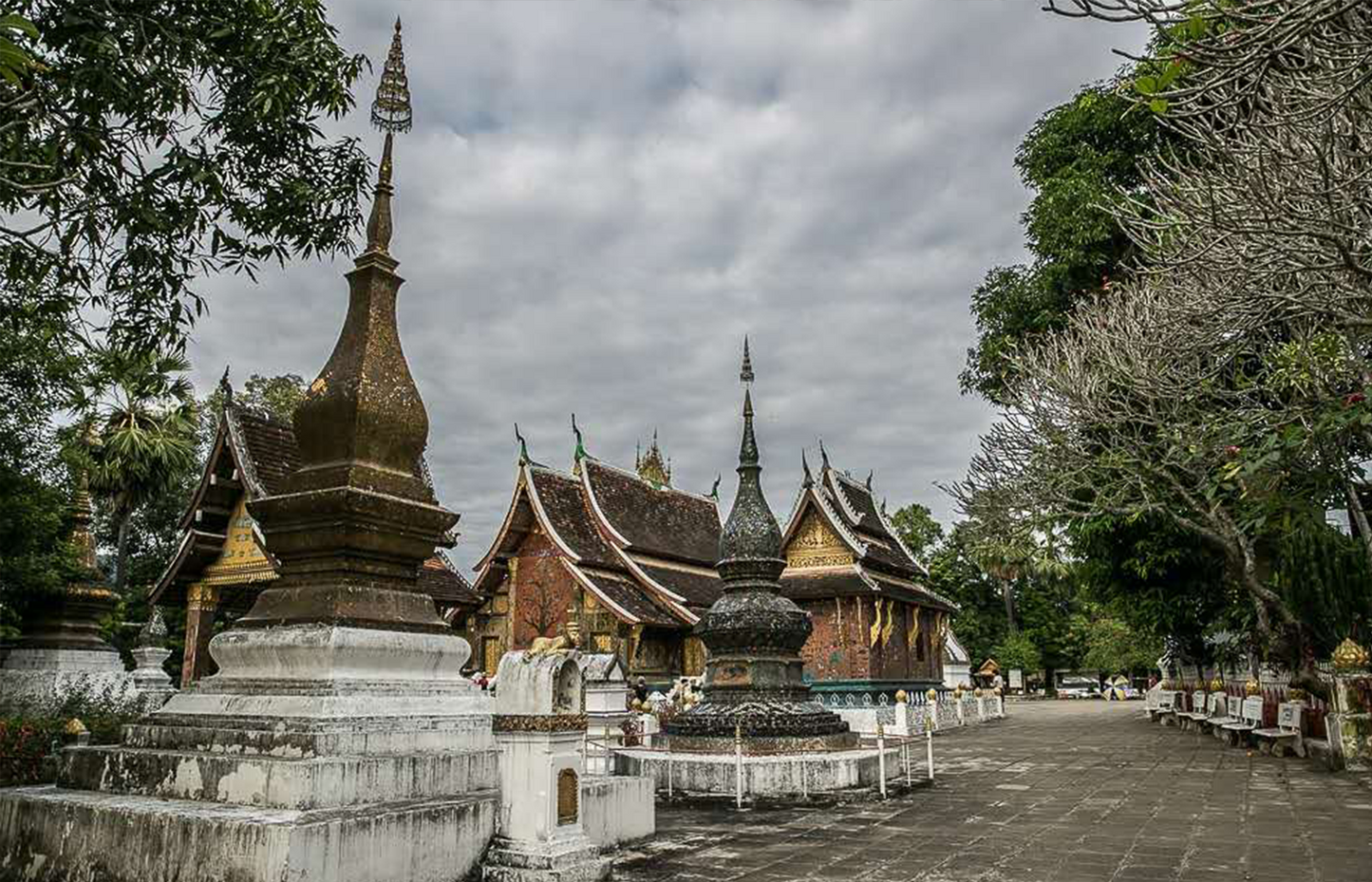 Luang Prabang:1 Hour Heritage Tour,snacks,drinks,pick-up