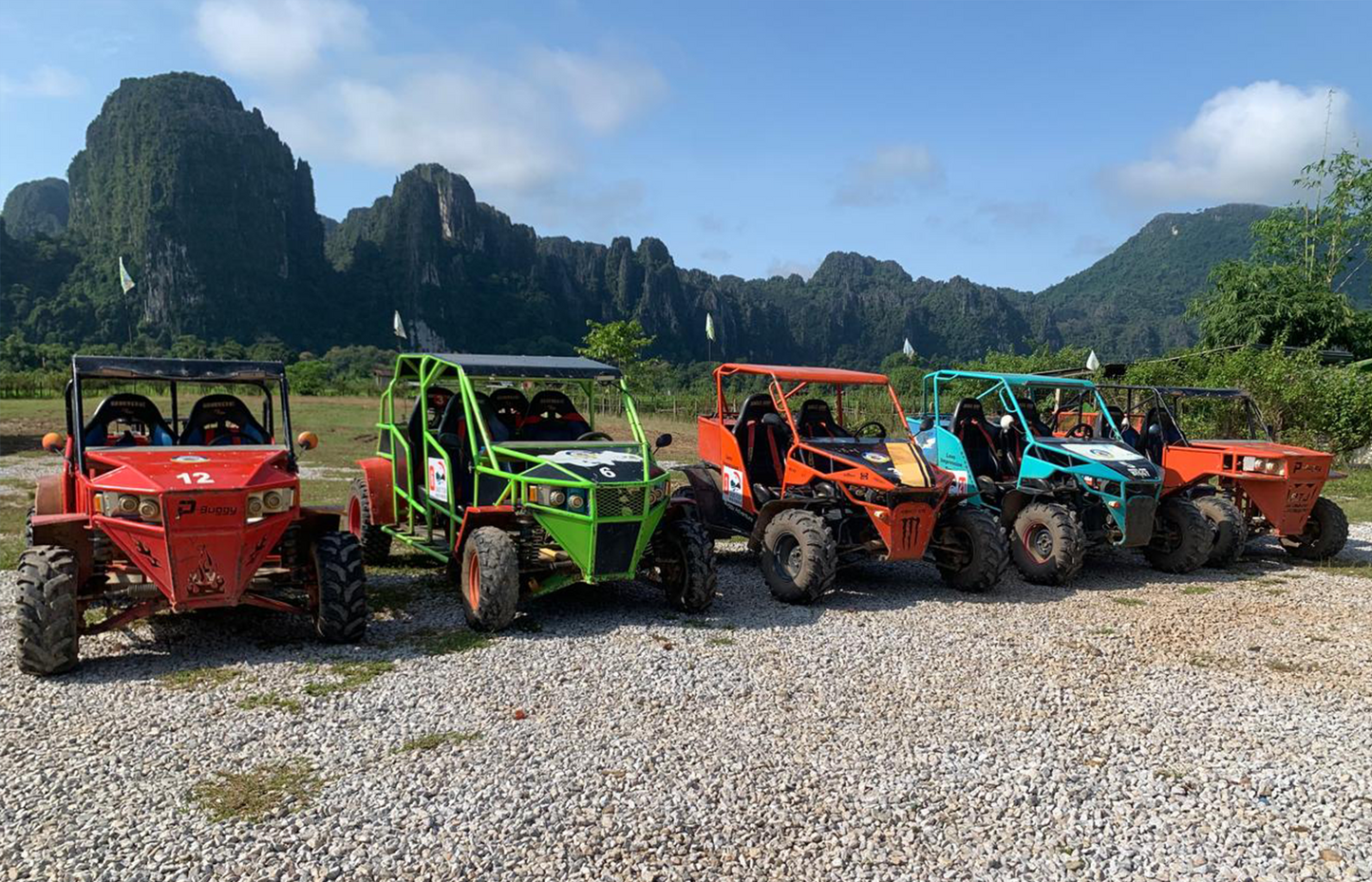 Vang Vieng: Hot Air Balloon and Go Kart Ride