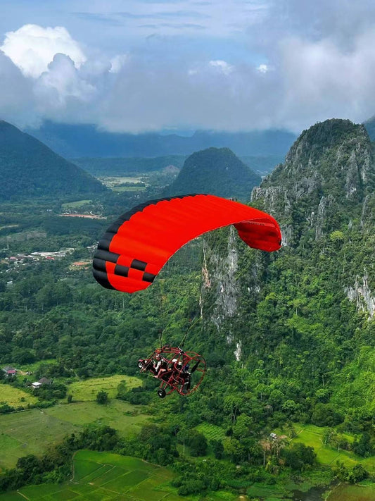 Vang Vieng: Paragliding and Go Karting Experience