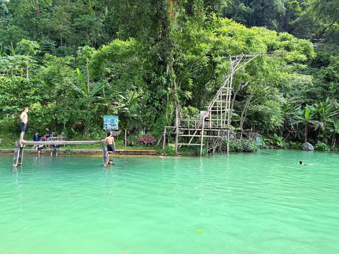 Vang Vieng: Paragliding, 2Caves, Zipline, Kayak, lagoon 3