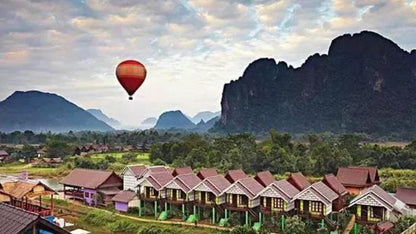 Vang Vieng: Hot Air Balloon and Go Kart Ride