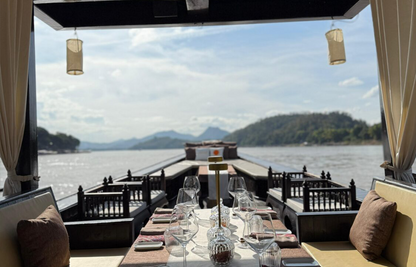 Luang Prabang: Mekong River Sunset Cruise and Dinner